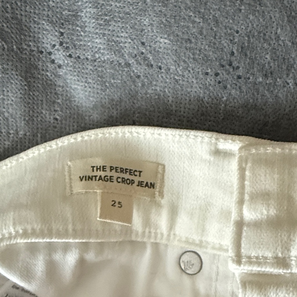 Madewell Perfect Vintage Crop Jeans in Soft Cream - Picture 5 of 5